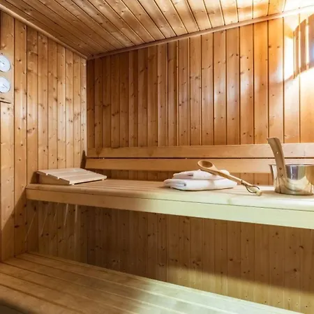 Hoorn Wellness 4 别墅 *
