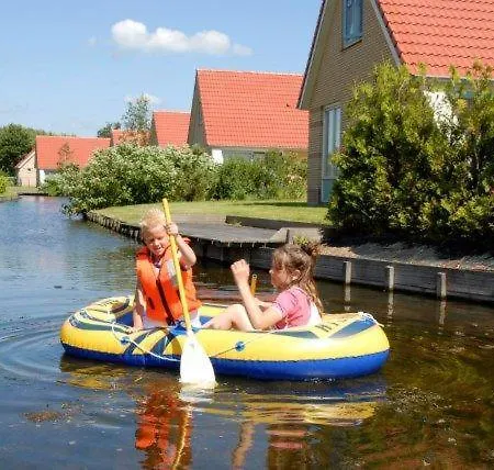 Hoorn Wellness 4 别墅