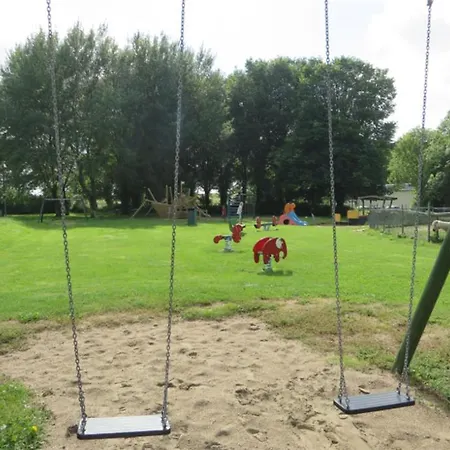 Hoorn Wellness 4 别墅 *
